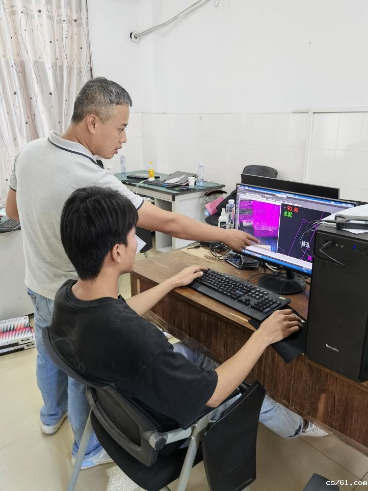 教师指导学生 教师指导学生